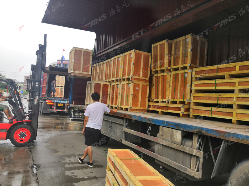 瑞泰風工業(yè)風扇出貨案例圖